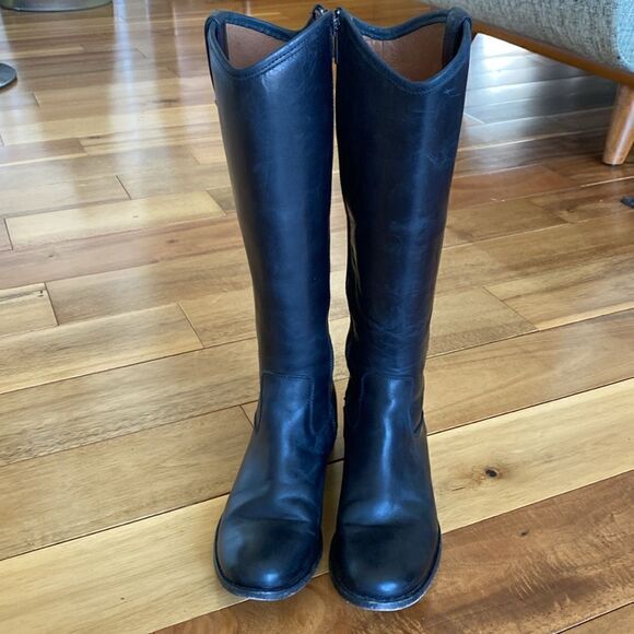 Frye  boots - Picture 2 of 9